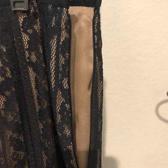 Loft lace skirt - Picture 3 of 5